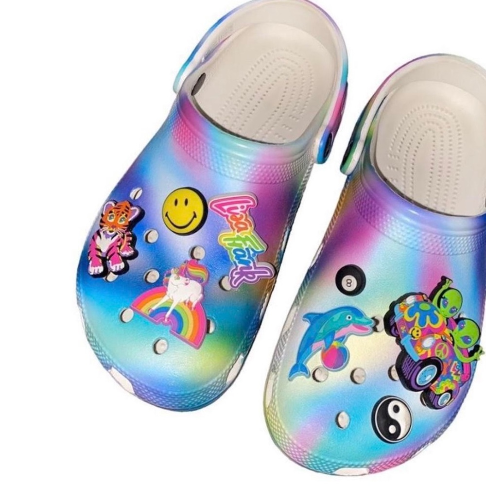 LISA FRANK CROCS Size 8 💫 wear the rainbow on your feet